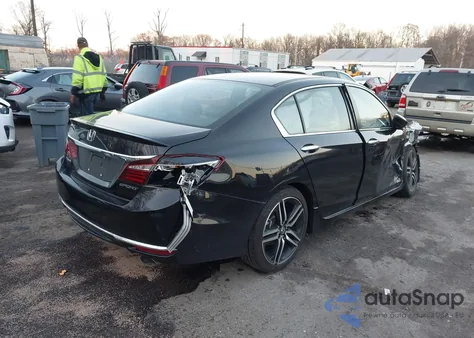 2017 Honda Accord Sport z USA, uszkodzony, nr VIN 1HGCR2F53HA250129